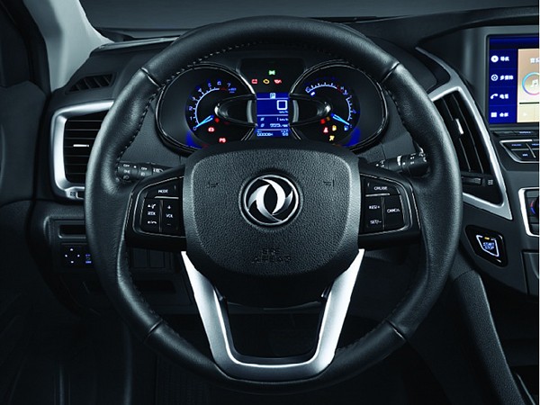 Стали известны сроки появления кроссовера Dongfeng AX7 в России - «Dongfeng»