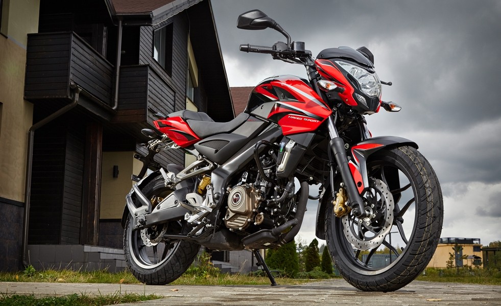 Тест-драйв Bajaj Pulsar NS200: убить «китайцев» - «Bajaj»