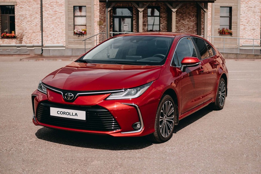 Toyota обновила седан Corolla на фоне спада продаж в России - «Новостной Автоблогер»