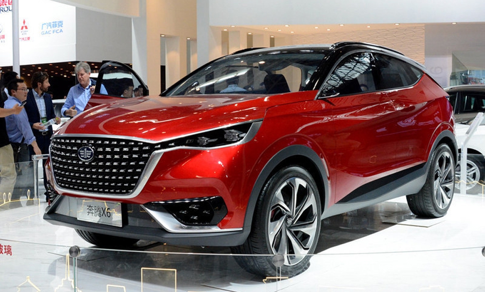 У китайской FAW появились свои кроссоверы X4 и X6 - «FAW»
