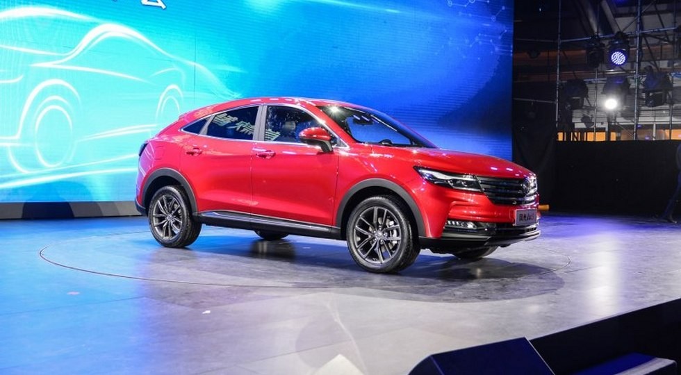 В линейке Dongfeng появилось кросс-купе с голосовым управлением - «Dongfeng»