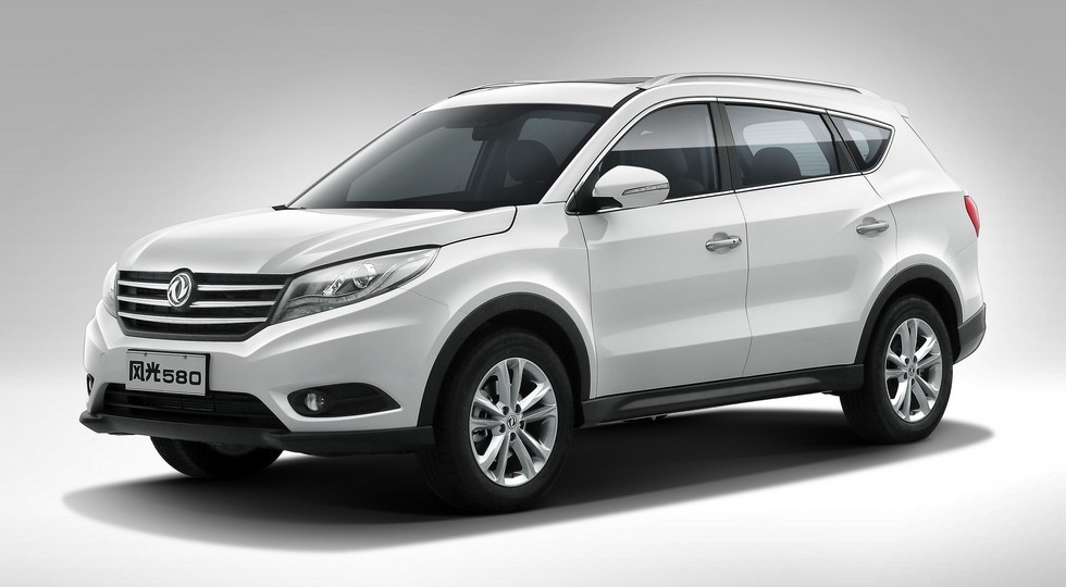 В России появятся новые кроссоверы Dongfeng Fengguang 580 и AX4 - «Dongfeng»