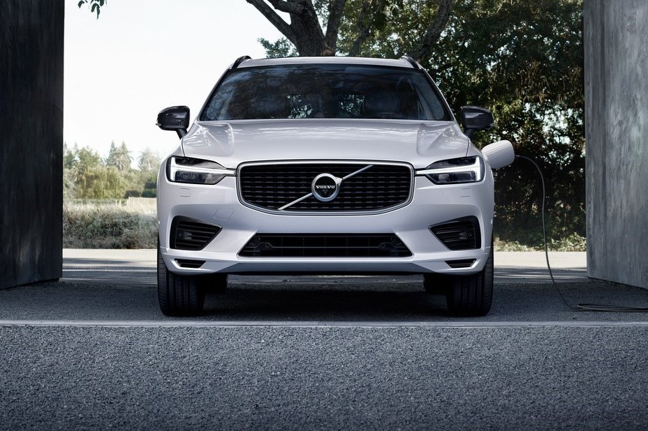 «Вольво Тунберг» за 5 379 000 рублей. Кому пригодится гибридный Volvo XC60 T8 Twin Engine? - «Volvo»