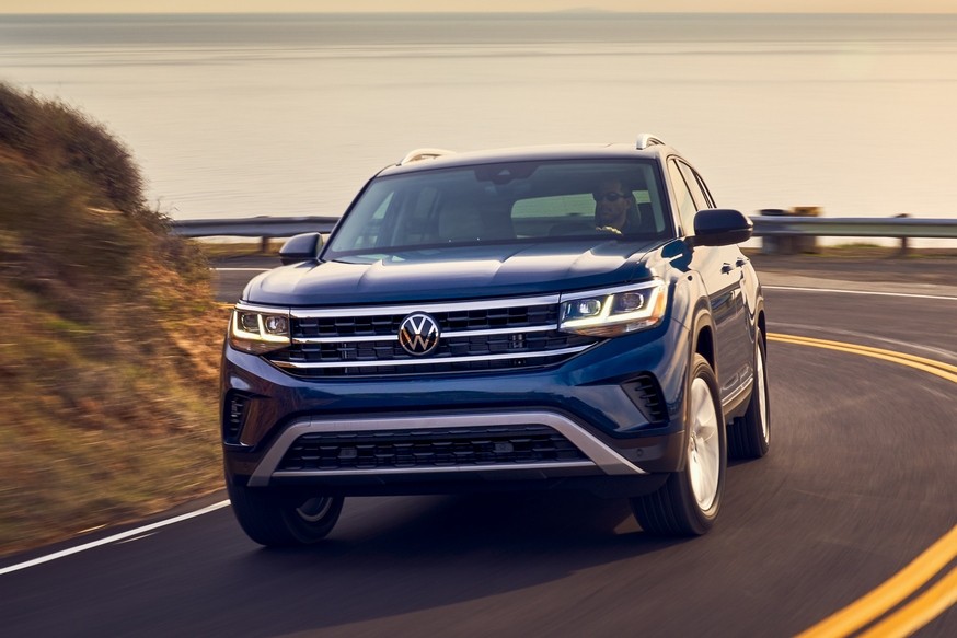 VW Teramont перенял дизайн от «короткого» кросса, а младший мотор подружили с полным приводом - «Новостной Автоблогер»