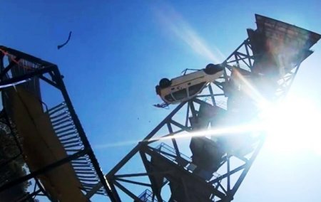 Блогеры сбросили машину на батут - «Новостной Автоблогер»