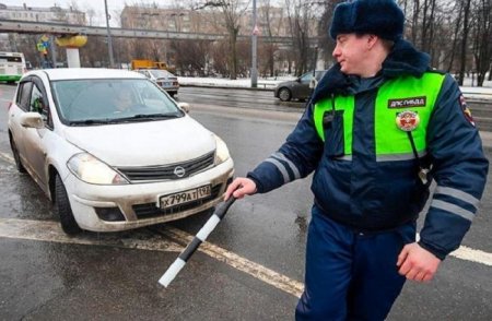 Что делать, если патрульный ДПС остановил за проезд на запрещающий сигнал светофора - «Новостной Автоблогер»