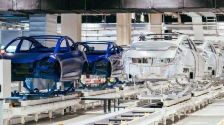 Компания Tesla сообщила о новом рекорде производства на заводе Gigafactory 3 в Шанхае - «Новостной Автоблогер»