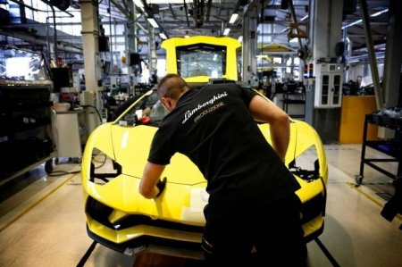 Lamborghini закрыла завод из-за угрозы коронавируса - «Новостной Автоблогер»