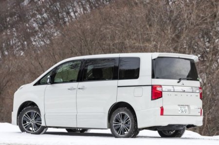Mitsubishi Delica D:5 получила премиальную версию - «Новостной Автоблогер»