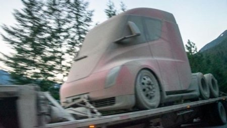 Tesla завершила испытания грузовиков Semi на Аляске - «Новостной Автоблогер»