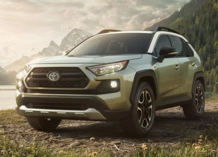 Toyota рассказала, какие RAV4 покупают россияне - «Новостной Автоблогер»