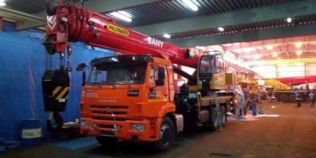 В Хабаровске выпустили новый 35-тонный автокран - «Новостной Автоблогер»