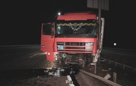 В Киеве пьяный дальнобойщик устроил ДТП - «ДТП»