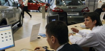 В России дилеры начнут выдавать номера не раньше второй половины 2020 года - «Новостной Автоблогер»