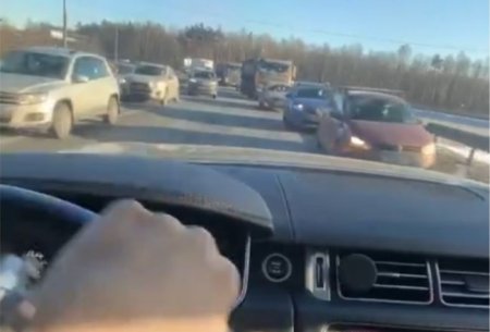 В Санкт-Петербурге водитель решил проехаться по встречной полосе - «Новостной Автоблогер»