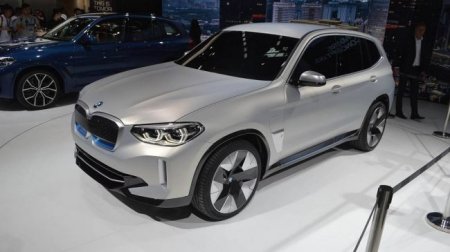 В сети появилось фото электрического кроссовера BMW X3 - «Новостной Автоблогер»