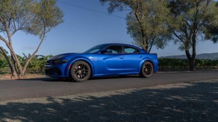 Dodge Charger SRT Hellcat получит «латунные» колеса - «Новостной Автоблогер»