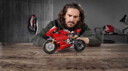 Гоночный Ducati Panigale V4, с рабочей КПП, можно собрать из LEGO - «Новостной Автоблогер»