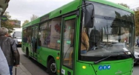 Изучаем ПДД. В каком порядке транспортные средства покинут перекресток? - «Новостной Автоблогер»