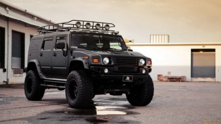 Эксперимент: огромный Hummer H2 на маленьких 13-дюймовых колесах - «Новостной Автоблогер»