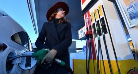 Эксперты опасаются массового наплыва суррогата на автозаправках - «Новостной Автоблогер»