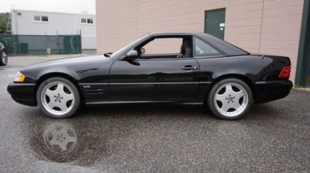 Mercedes SL 600 2001 года с минимальным пробегом продают за 135 тысяч долларов - «Новостной Автоблогер»