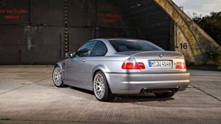 На BMW M3 CSL установили механическую коробку передач - «Новостной Автоблогер»