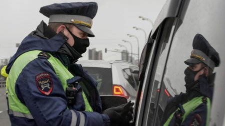 В ГИБДД рассказали о правилах передвижения между регионами - «ГИБДД»