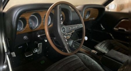 В продаже появился редкий Ford Mustang, который простоял в гараже 39 лет - «Новостной Автоблогер»