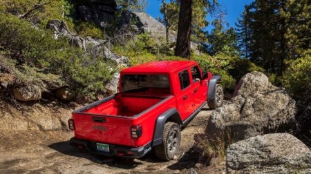 Глава Jeep Design Марк Аллен признал пикап не красивым, но впечатляющим - «Новостной Автоблогер»