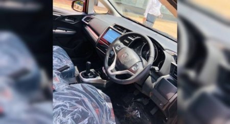 Интерьер обновленного Honda WR-V показали на снимках до начала поставок в салоны - «Новостной Автоблогер»