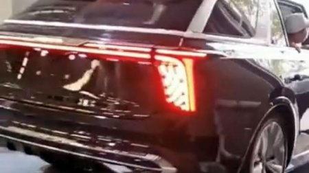 Китайский аналог Aurus Komendant — Hongqi E115 появился на новых фото - «Новостной Автоблогер»
