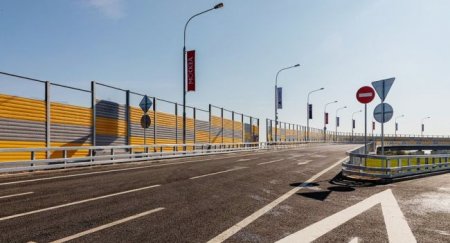 Москвичей предложили штрафовать за выезд на выделенную полосу в выходные - «Новостной Автоблогер»