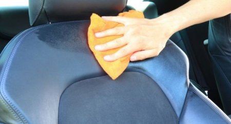 Почему нельзя протирать салон авто влажными салфетками, рассказали эксперты - «Новостной Автоблогер»