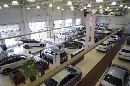 Почему открытие дилерских центров не решит проблем авторынка - «Новостной Автоблогер»