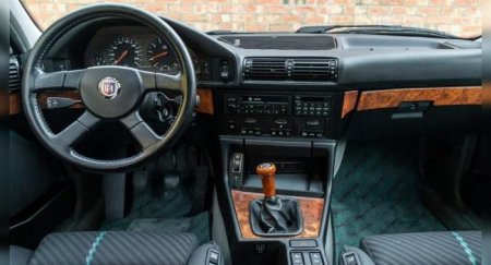 Тридцатилетний BMW Alpina B10 выставили на продажу за 5 млн рублей - «Новостной Автоблогер»