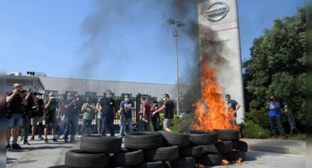 В Барселоне возле завода Nissan рабочие устроили беспорядки - «Новостной Автоблогер»