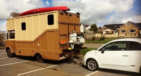 Британец построил дом на колесах из лошадиного фургона - «Новостной Автоблогер»
