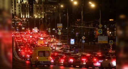 Число машин на дорогах Москвы увеличилось - «Новостной Автоблогер»