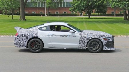 Ford Mustang Mach 1 проходит дорожные тесты - «Новостной Автоблогер»