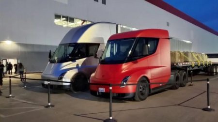 Грузовики Tesla Semi могут массово выйти на дороги - «Новостной Автоблогер»