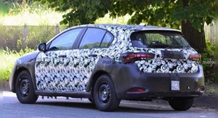 На тестах замечен прототип обновленного Fiat Tipo в версии Cross - «Новостной Автоблогер»