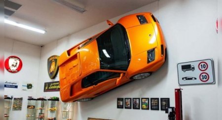 Настенный Lamborghini Diablo выставили на продажу - «Новостной Автоблогер»
