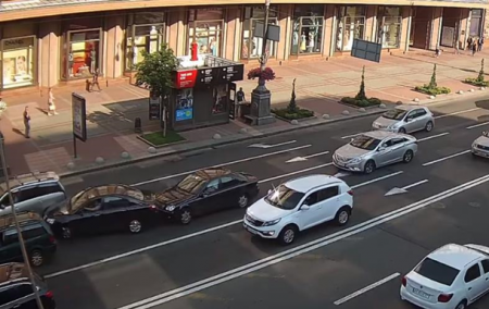 Опубликовано видео утреннего ДТП на Крещатике - «ДТП»
