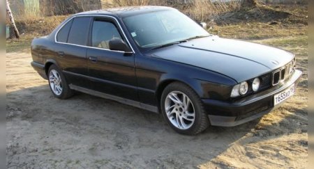 Почему у автомобилей немецкого производства 90-х годов боковые зеркала обладают разными размерами? - «Новостной Автоблогер»
