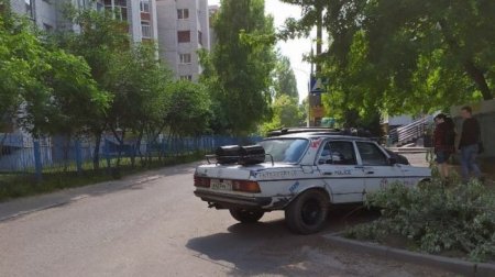 Старый Mercedes, с отсылкой к фильму «Назад в будущее», заметили в Воронеже - «Новостной Автоблогер»