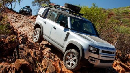 Тюнеры добавили чёрные детали новому Land Rover Defender - «Новостной Автоблогер»