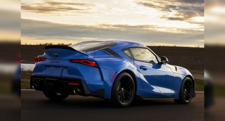Toyota опубликовала цены на новые версии купе Supra 2021 года - «Новостной Автоблогер»