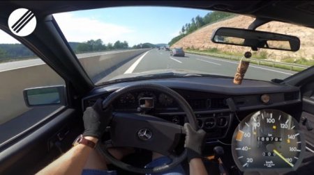 Блогеры проверили максимальную скорость Mercedes-Benz 190D 1988 года - «Новостной Автоблогер»