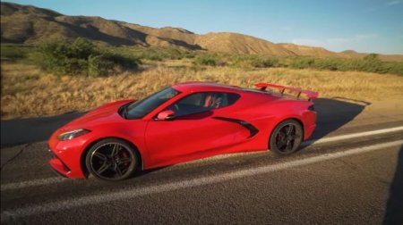 Блогеры сравнили разгон Ford Mustang Shelby GT500 и Chevrolet Corvette C8 - «Новостной Автоблогер»